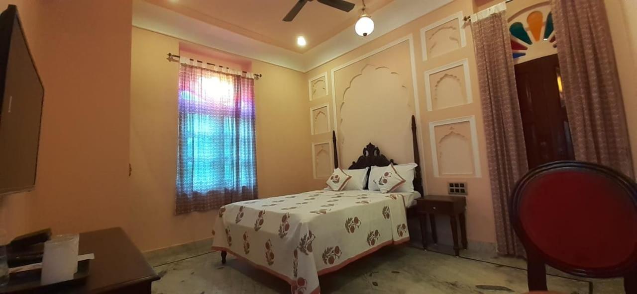 Raj Rajeshwari Haveli Hotel Jaipur Quarto foto